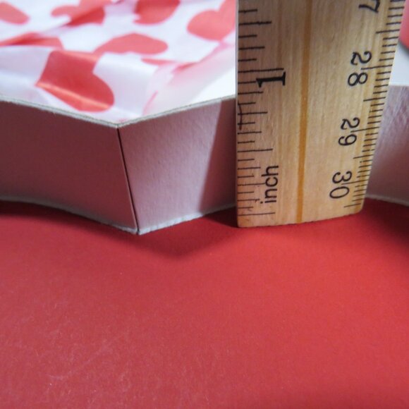 Red Candy Box Heart Gift Box with Bow & Tissue (EMPTY) - Picture 7 of 8